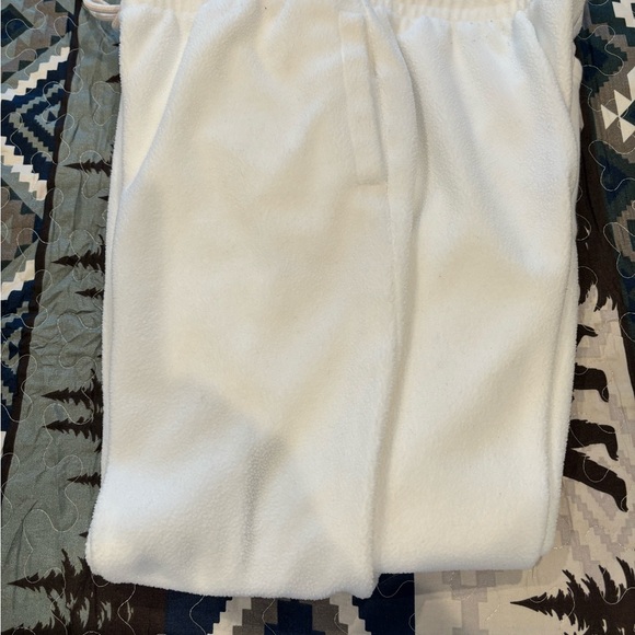 UGG Cream Soft Sweatsuit This two piece set is gorgeous. - Picture 8 of 9